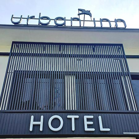 Urban Inn, Salak Tinggi Sepang Exterior foto